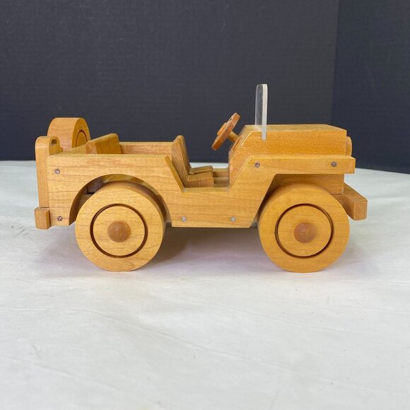 Wood Jeep Toy Decor - Picture 5 of 11